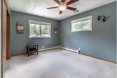 1125 N Burlington Avenue, Fergus Falls, MN 56537 - Photo 15