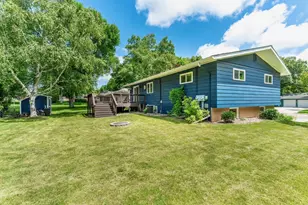 1125 N Burlington Ave, Fergus Falls, MN 56537 - Photo 33