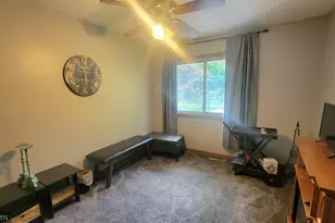 7030 Pima Ln, Chanhassen, MN 55317 - Photo 9