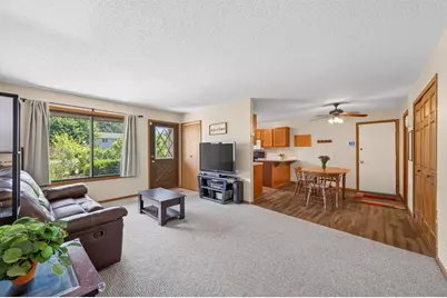 1554 Helmo Avenue N, Oakdale, MN 55128 - Photo 9