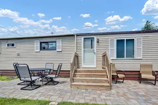 201 S Franklin St, Lake City, MN 55041 - Photo 3