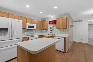 2790 87th St E, Inver Grove Heights, MN 55076 - Photo 13