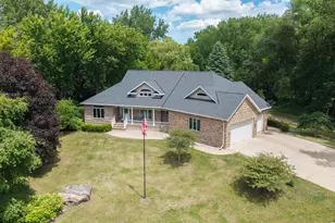501 4th St E, Canby, MN 56220 - Photo 1
