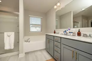 1716 Rainier Dr, Shakopee, MN 55379 - Photo 25