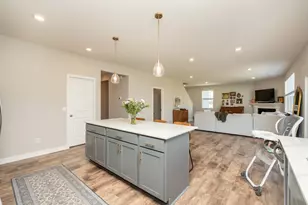 1716 Rainier Dr, Shakopee, MN 55379 - Photo 13