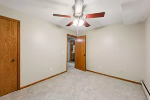 7410 72nd Ln N, Brooklyn Park, MN 55428 - Photo 17