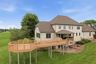 22189 Garvin Heights Rd, Winona, MN 55987 - Photo 7