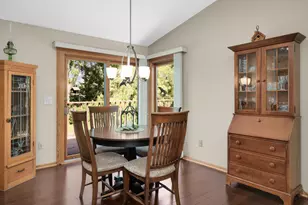 3140 Quarry Ct, Eagan, MN 55121 - Photo 9