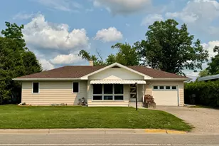 1706 Irvine Ave NW, Bemidji, MN 56601 - Photo 29