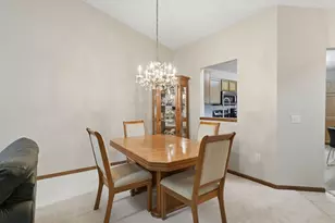 762 Lake Ridge Dr, Woodbury, MN 55129 - Photo 9