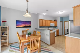 906 Village Pkwy, Circle Pines, MN 55014 - Photo 5