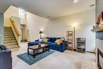 906 Village Parkway, Circle Pines, MN 55014 - Photo 5