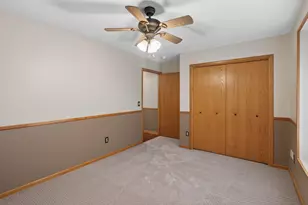 13805 Granada Ave, Apple Valley, MN 55124 - Photo 21