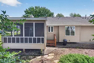 13805 Granada Ave, Apple Valley, MN 55124 - Photo 3
