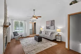 13805 Granada Ave, Apple Valley, MN 55124 - Photo 7