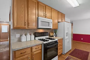 13805 Granada Ave, Apple Valley, MN 55124 - Photo 11