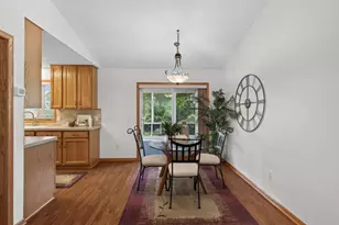 13805 Granada Ave, Apple Valley, MN 55124 - Photo 9