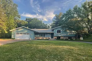 17515 Bay Ln, Wayzata, MN 55391 - Photo 1