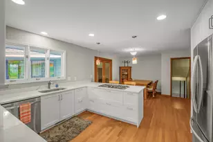 17515 Bay Ln, Wayzata, MN 55391 - Photo 5