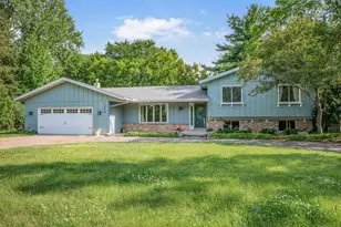 17515 Bay Ln, Wayzata, MN 55391 - Photo 33