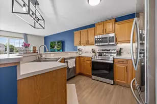 7612 Crimson Ln, Savage, MN 55378 - Photo 17