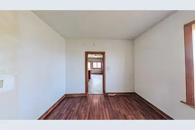 320 N 3rd Street, Le Sueur, MN 56058 - Photo 7