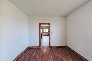 320 N 3rd St, Le Sueur, MN 56058 - Photo 7