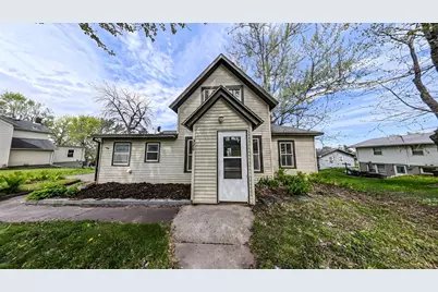 320 N 3rd Street, Le Sueur, MN 56058 - Photo 3