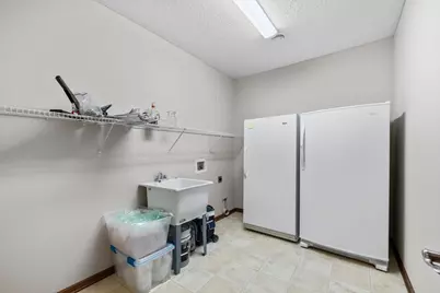 7701 Ranier Lane N, Maple Grove, MN 55311 - Photo 55