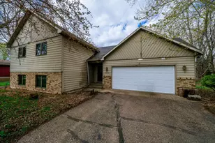 6413 Laurel Rd, Saint Cloud, MN 56303 - Photo 3