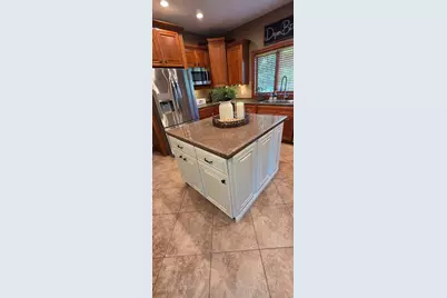 3003 Lake Chapeau Drive, Albert Lea, MN 56007 - Photo 11