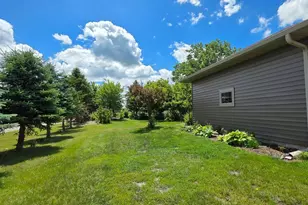 3003 Lake Chapeau Dr, Albert Lea, MN 56007 - Photo 49