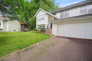 1984 Helena Ct, Oakdale, MN 55128 - Photo 5