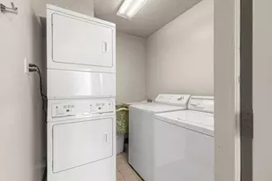 1225 Lasalle Ave, Minneapolis, MN 55403 - Photo 27