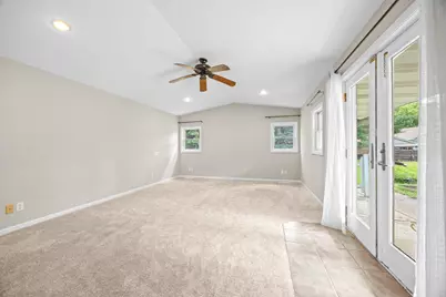 6177 Upper 48th Street N, Oakdale, MN 55128 - Photo 13