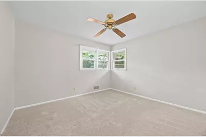 6177 Upper 48th Street N, Oakdale, MN 55128 - Photo 11