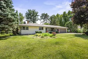 6177 Upper 48th St N, Oakdale, MN 55128 - Photo 25