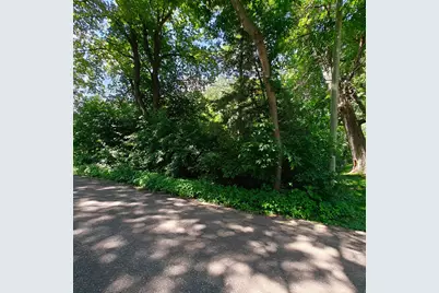 18 Westwood Circle, Hopkins, MN 55305 - Photo 3