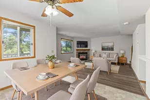 15720 Griffon Path, Apple Valley, MN 55124 - Photo 5