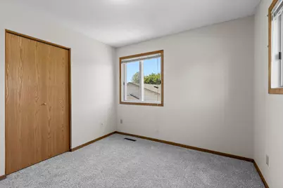 15720 Griffon Path, Apple Valley, MN 55124 - Photo 23