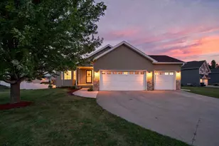 2043 Willow Ct, Howard Lake, MN 55349 - Photo 1