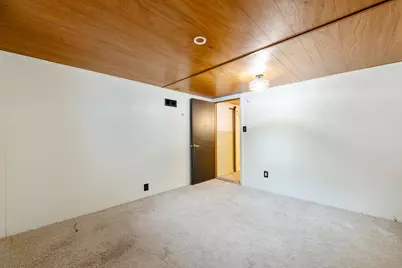 9517 Clinton Avenue S, Bloomington, MN 55420 - Photo 29