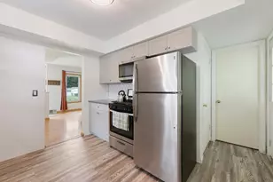 9517 Clinton Ave S, Bloomington, MN 55420 - Photo 13