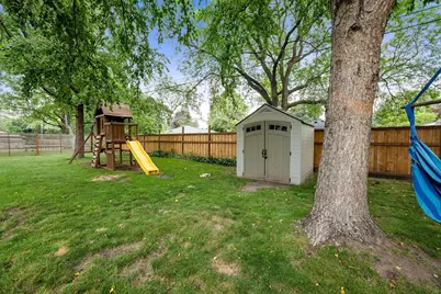9517 Clinton Avenue S, Bloomington, MN 55420 - Photo 41