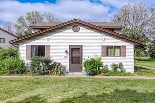 6646 84th Ct, Brooklyn Park, MN 55445 - Photo 1