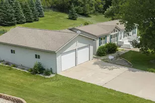113 E Ridgeview Dr, Starbuck, MN 56381 - Photo 1