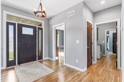511 21st Place NE, Kasson, MN 55944 - Photo 5