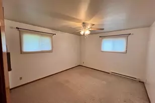 316 W 2nd St, Madison, MN 56256 - Photo 13