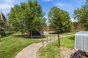 255 Westview Dr, West Saint Paul, MN 55118 - Photo 29