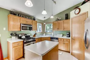 608 Holly Cir SW, Saint Michael, MN 55376 - Photo 21